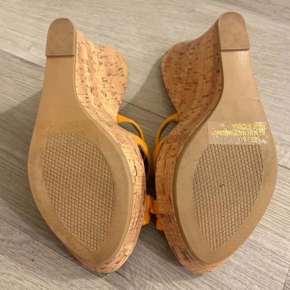 Charlotte Russe wedge heels - Picture 4 of 5